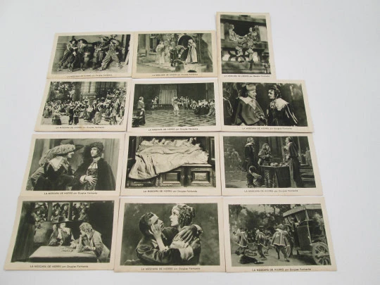 25 picture cards collection. The Iron Mask by Douglas Fairbanks. San Antonio Chocolates
