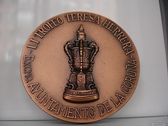 51 Trofeo Teresa Herrera. Joyería Malde. 1997. Bronce. La Coruña