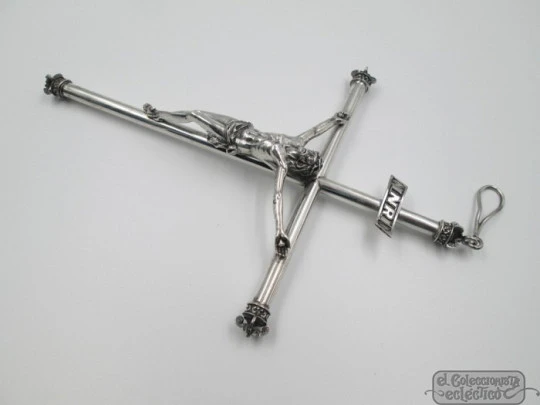 925 sterling silver crucifix. Tube hands & crown trims. Spain. 1950's