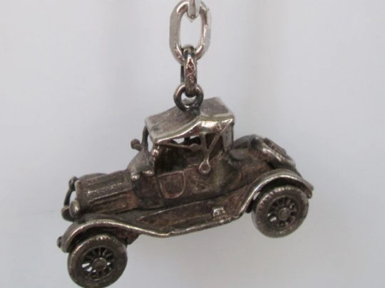 925 sterling silver keychain. Ford T car. 1970's. Spain