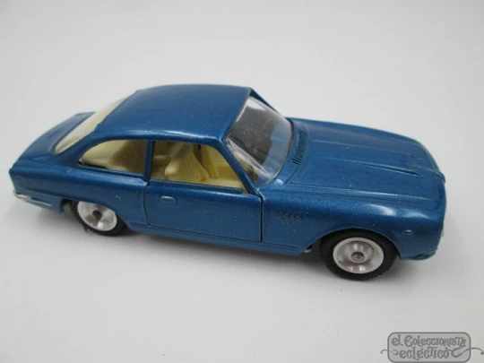 Alfa Romeo 2600. Dalia-solido. Box. Scale model car (1/43). 1960's