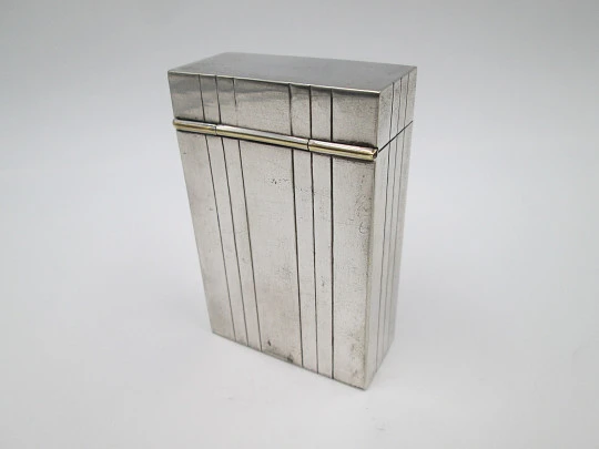 Alpaca tobacco case. Vertical lines motifs. Hinged lid with cabochon stone. 1980's