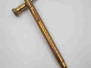Alpco New York mechanical pencil. Gold plated. Geometric pattern. Twist system