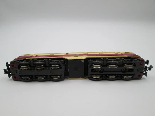 Alsthom DB train locomotive. Ibertren. Spain. White & red. N Scale. 1970's Alsthom DB train locomotive. Ibertren. Spain. White & red. N Scale. 1970's
