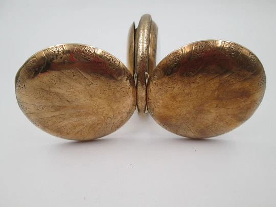 American Waltham hunter-case pocket watch. Gold plated. Stem-wind / pin-set. 1890's