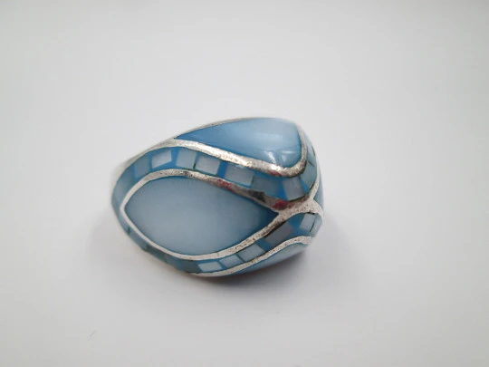 Anillo para mujer. Plata de ley 925 y esmalte azul celeste