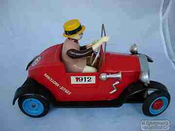 Antiguo coche de juguete. Tomasín. Rico. Años 70. Plástico y metal