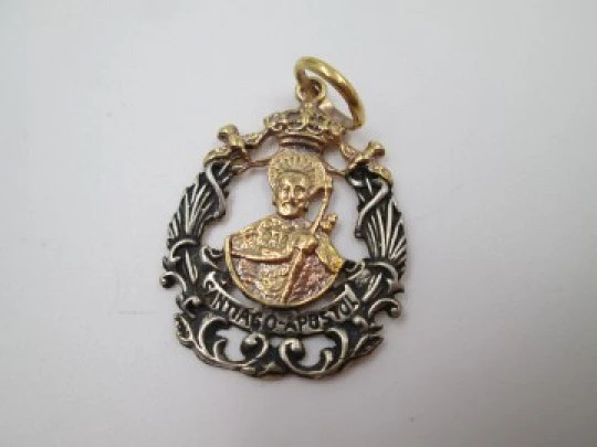 Apostle Saint James openwork medal. 925 sterling silver & vermeil. 1970's