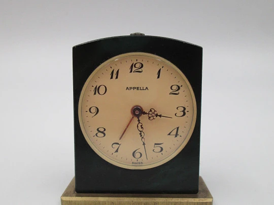 Appella wind-up travel desk alarm clock. Green burnished bronze and golden metal. Swiss