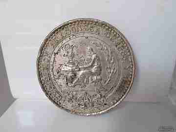 Aragonese exhibition medal. Bronze plated. 1886. Menéndez
