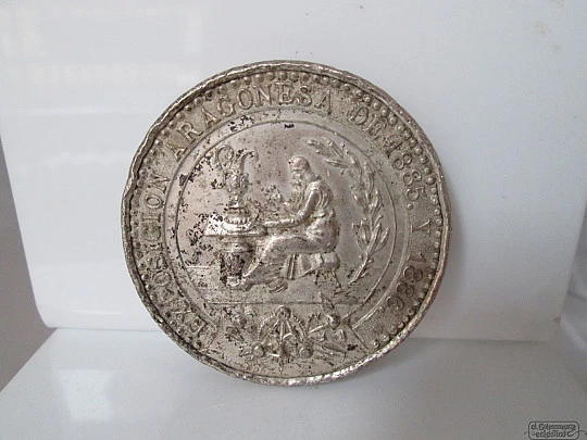 Aragonese exhibition medal. Bronze plated. 1886. Menéndez