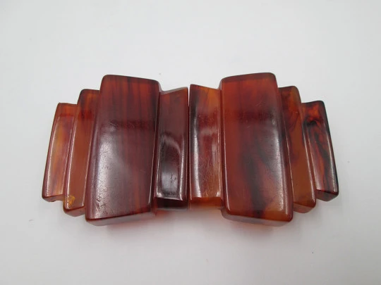 Art deco ladie's amber bakelite belt buckle. Geometric design. Silver metal details. 1930's