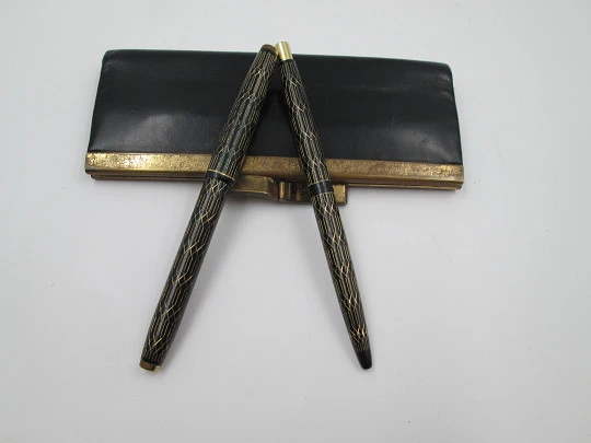 Art Deco writing set. Fountain pen & ballpoint pen. Leather case. 1940's