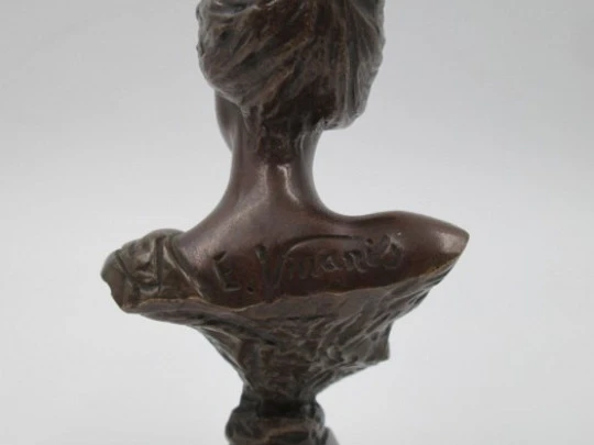 Art Nouveau bronze. Woman's bust Alda. 1900. Emmanuel Villanis. France