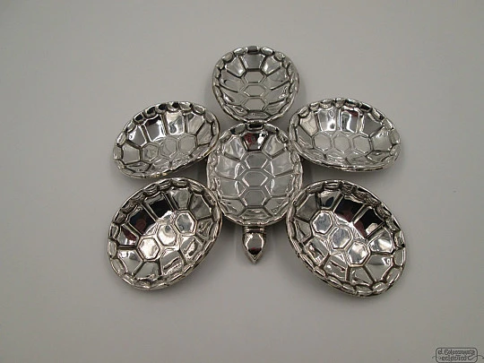 Ashtray. Turtle shape. Sterling silver. Five shells. Circa 1970's