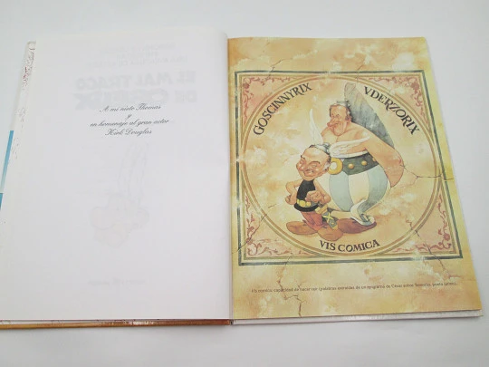 Astérix, el mal trago de Obélix. Texto e ilustraciones Uderzo. Editorial Planeta. 1996