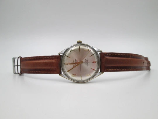 Atlantic Worldmaster Original. Chromed metal & stainless steel. Manual wind. 1960's