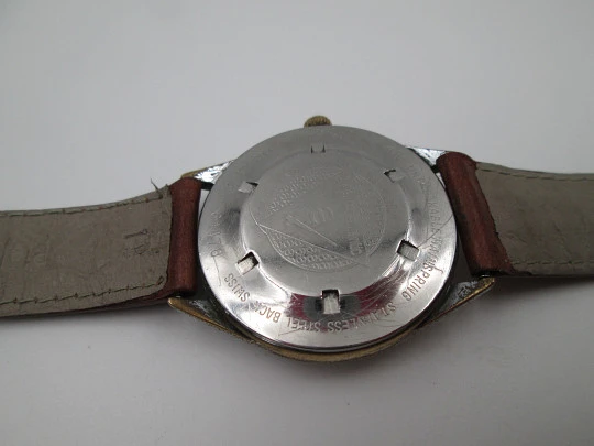 Atlantic Worldmaster Original. Metal cromado y acero inoxidable. Cuerda manual. 1960