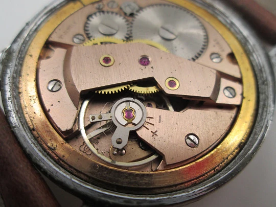 Atlantic Worldmaster Original. Metal cromado y acero inoxidable. Cuerda manual. 1960