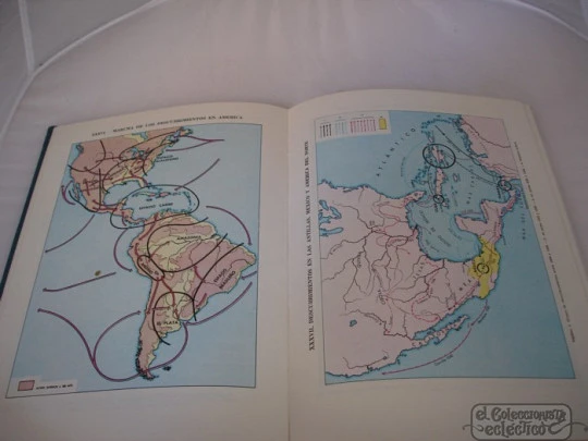 Atlas of History Universal. 1974. J. Vicens Vives. Teide. Colour maps