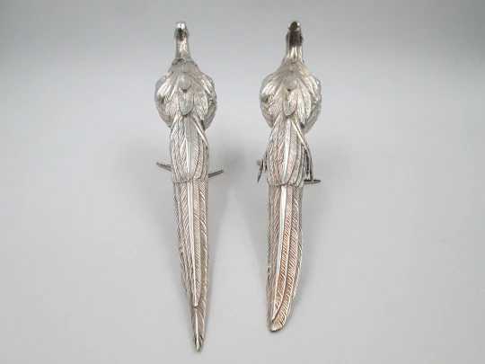 Atractiva pareja de faisanes ornamentales. Plata de ley 925 milésimas. España. 1970
