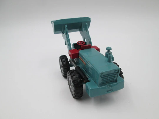 Aveling-Barford tractor shovel. Lesney. Matchbox series No. 10. England. 1963