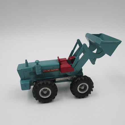 aveling-barford-tractor-shovel