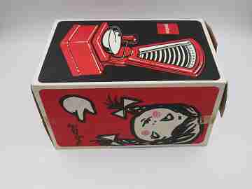 Balanza infantil de cocina Geobra. Plástico de colores. 1960. Alemania. Caja