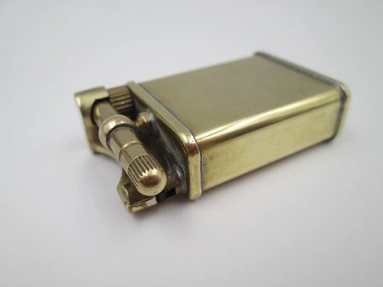 Ballantine's advertising pocket petrol lighter. Lift arm model. Gold-plated metal. 1980's