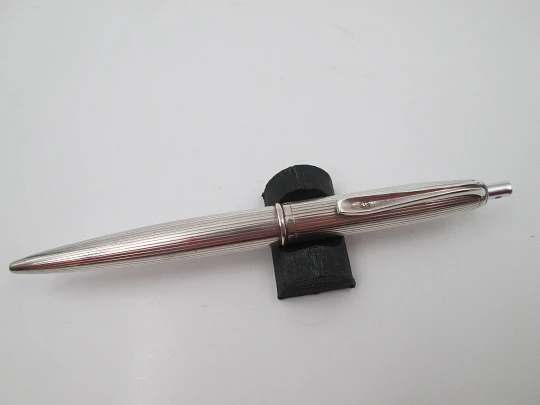 Ballpoint pen. 935 sterling silver. Vertical lines design. Push mechanism. Europe. 1950's