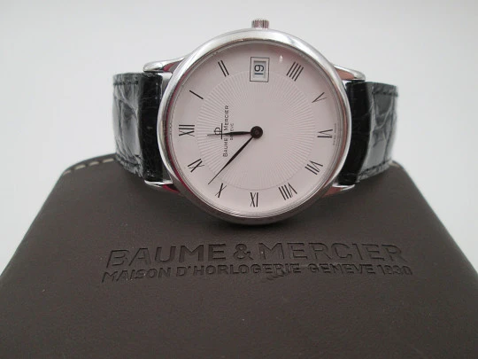 Baume & Mercier Geneve Classic unisex. Oro blanco 18k. Cuarzo. 1990. Suiza. Estuche