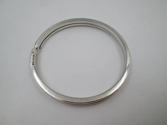 Bayanihan women's double ring bracelet. 925 sterling silver. USA. 1980's