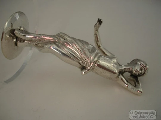 Bella escultura. Plata maciza de ley. Mujer clásica. Base metacrilato