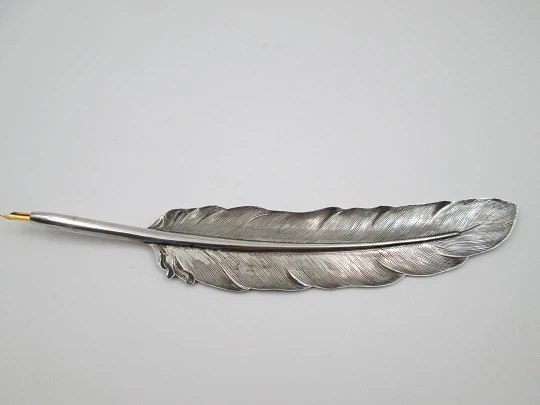 Bird's feather shape dip pen. 925 sterling silver. Pedro Duran. Golden nib. 1980's