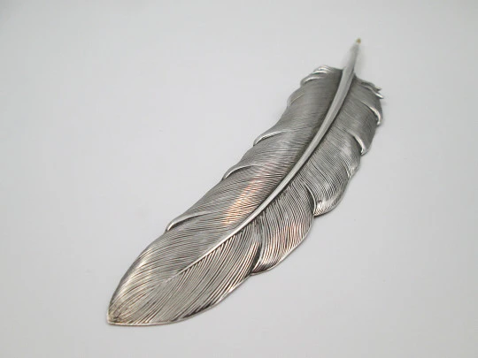 Bird's feather shape dip pen. 925 sterling silver. Pedro Duran. Golden nib. 1980's