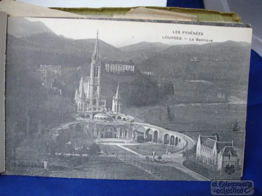 Block 24 postales. Recuerdo Lourdes. Ediciones M. T. I. L. Año 1900