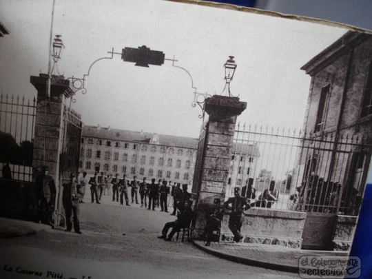 Block 24 postales. Vistas Nevers. Ediciones Levy Fils. Francia. 1905