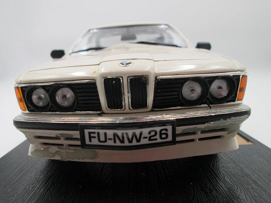BMW 635 SCi coche miniatura metal. Anson. Escala 1:18. Estuche. Hong-Kong. 1980