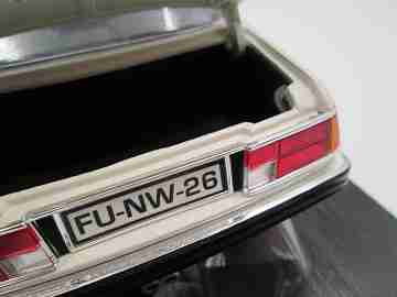 BMW 635 SCi miniature metal car. Anson. 1:18 scale. Original box. Hong-Kong. 1980's