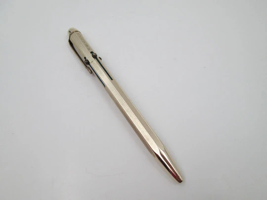 Boehme & Company quadricolor mechanical pencil. Gold plated. Guilloche. 1940's. Germany