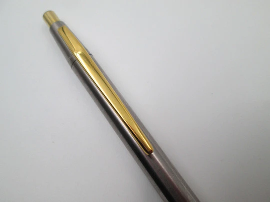 Bolígrafo Montblanc Noblesse GT. Acero inoxidable y chapados oro. 1980