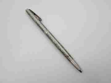 Bolígrafo Sheaffer Imperial. Plata de ley. Grabados uvas, hojas y volutas. 1970