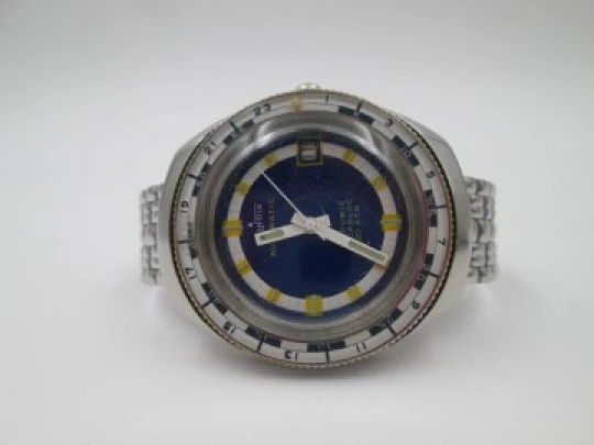 Bondix automatic 20 ATM dive watch. Tricolour dial. Bidirectional bezel. 1960's