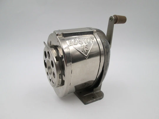 Boston KS Draftsman pencil sharpener. Hunt Company. Metal and iron. 1950's. USA