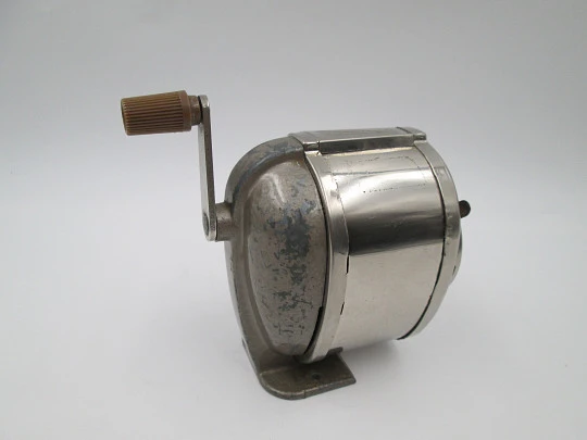 Boston KS Draftsman pencil sharpener. Hunt Company. Metal and iron. 1950's. USA