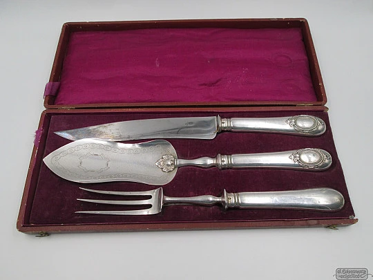 Boxed travel cutlery. Carving set (fork & knife) and cake pie server. France