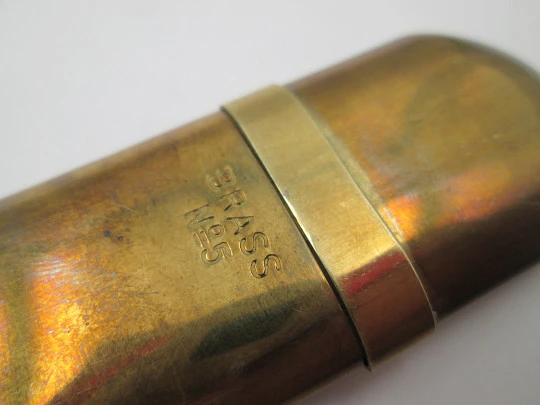 Brass Nº5 vintage petrol lighter. Gold plated metal. Japan. 1990's