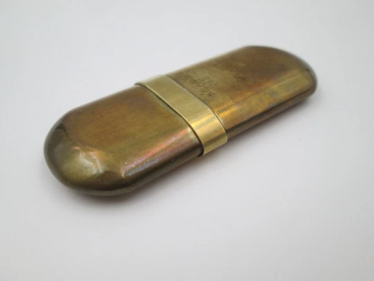 Brass Nº5 vintage petrol lighter. Gold plated metal. Japan. 1990's