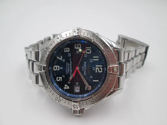 Breitling Superocean. Automático. Acero. Brazalete. Esfera azul