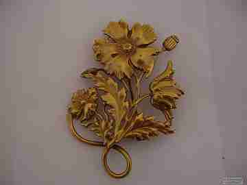 Broche joyería de fantasía. Metal dorado. Flores. Años 60